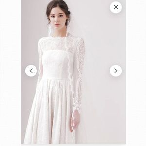 Britten Weddings Ada lace trim veil NWT ballet length